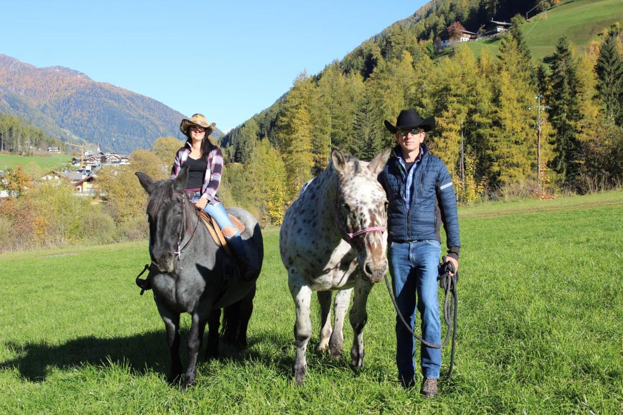Texas Longhorn Ranch Neumannhof Apartment Кадипиетра Екстериор снимка